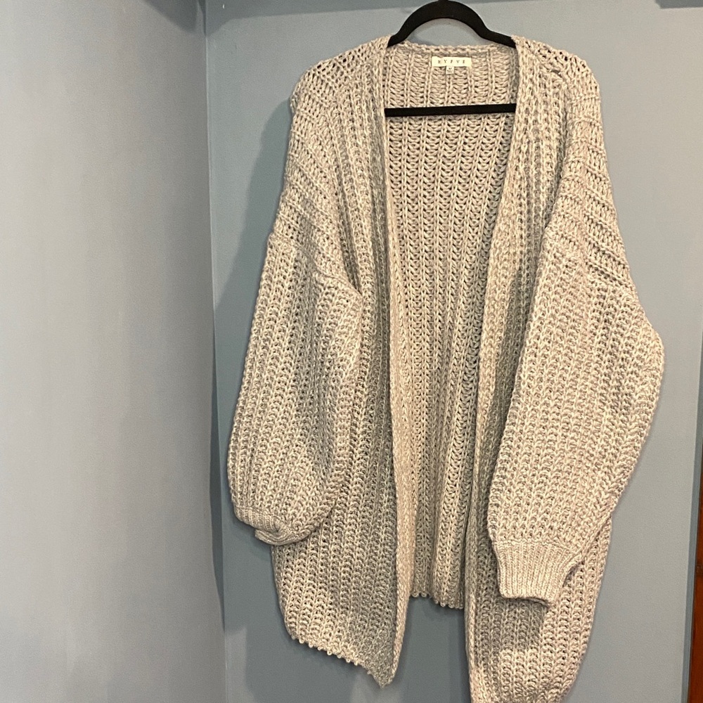 HYFVE Oversized Grey Knit Cardigan with Balloon style sleeves size medium NWOT